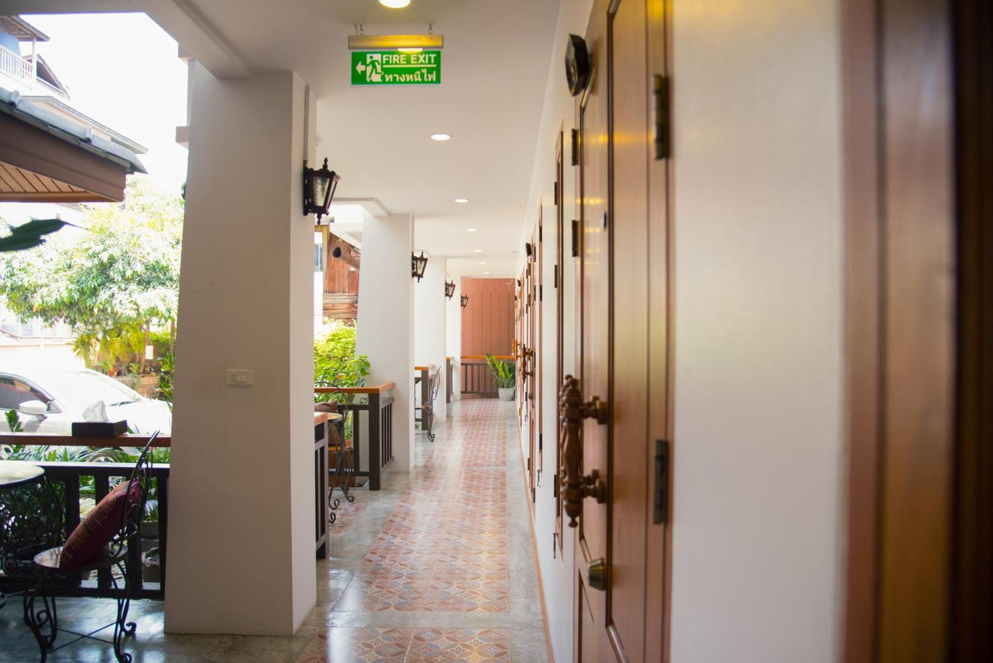 Gordnuea Boutique House Acomodação com café da manhã Chiang Mai Exterior foto