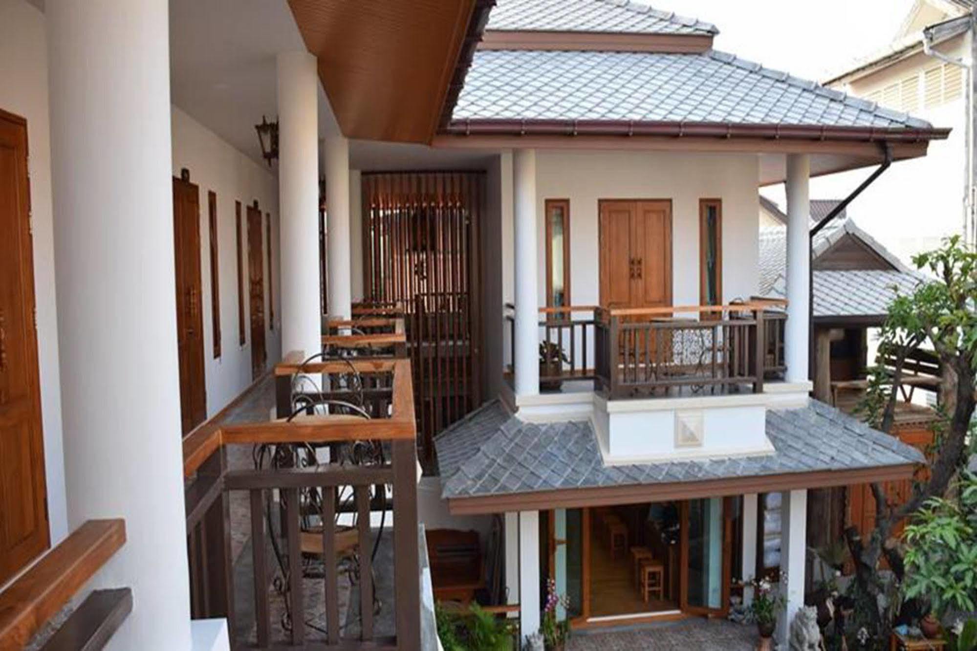 Gordnuea Boutique House Acomodação com café da manhã Chiang Mai Exterior foto